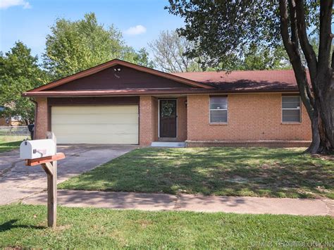 zillow broken arrow 74012|broken arrow oklahoma 74012.